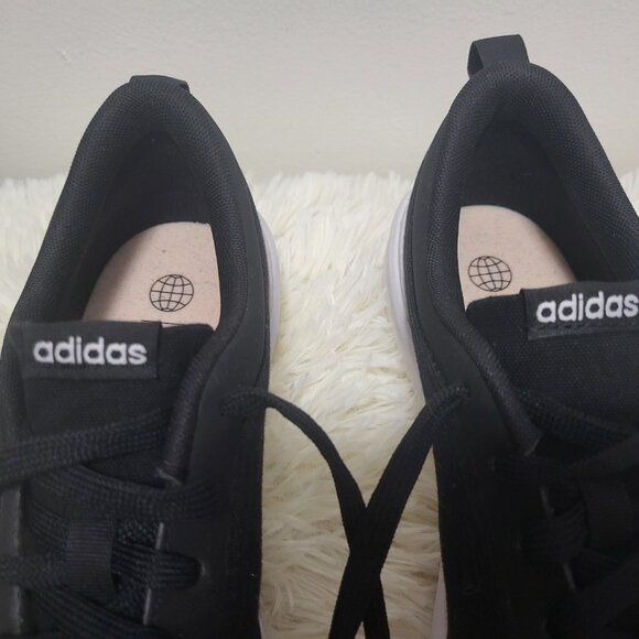 BRAND NEW - ADIDAS, Women Shoes (7) - Picture 4 of 9